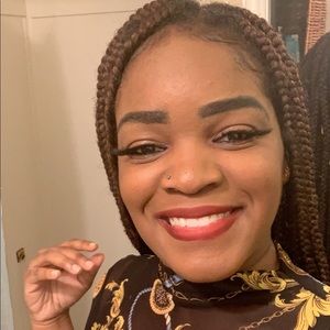 Meet your Posher, Kisha